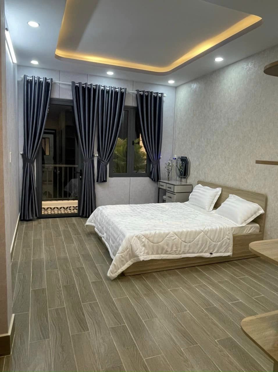 NHÀ CỰC ĐẸP, HXH 5m Bùi Quang Là P 12 Gò Vấp 61m2 5 tầng chỉ 6.9 tỷ