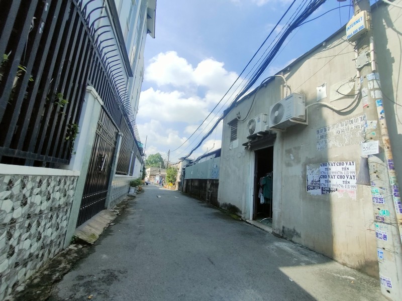 Bán nhà gần HXH, Kha Vạn Cân Linh Tây Thủ Đức, 43m2, Giá 3 tỷ 35 TL