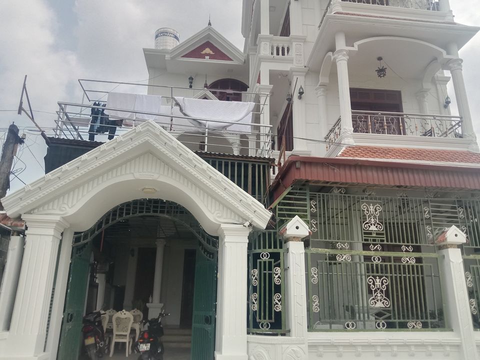 Bán nhà nghỉ 2 mặt đường ở Thanh Xương huyện Điện Biên