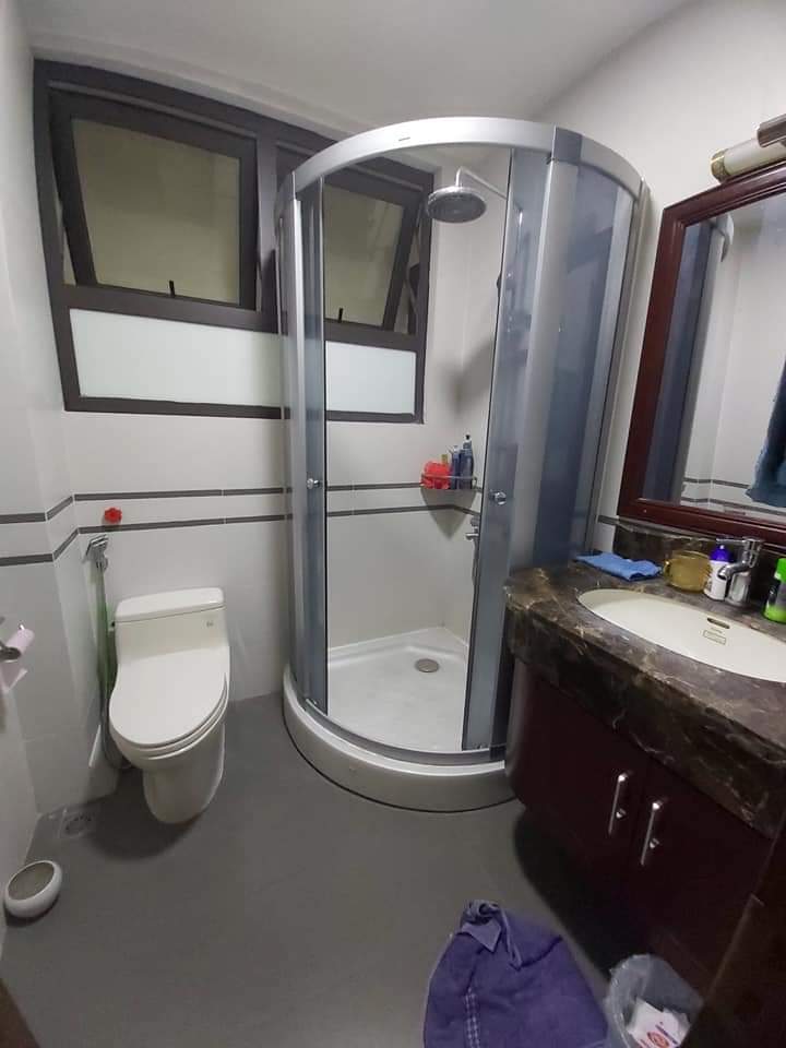 Căn Góc, Gần đường, Văn Cao 77 x 4 tầng, MT 5m, giá 8.5 tỷ