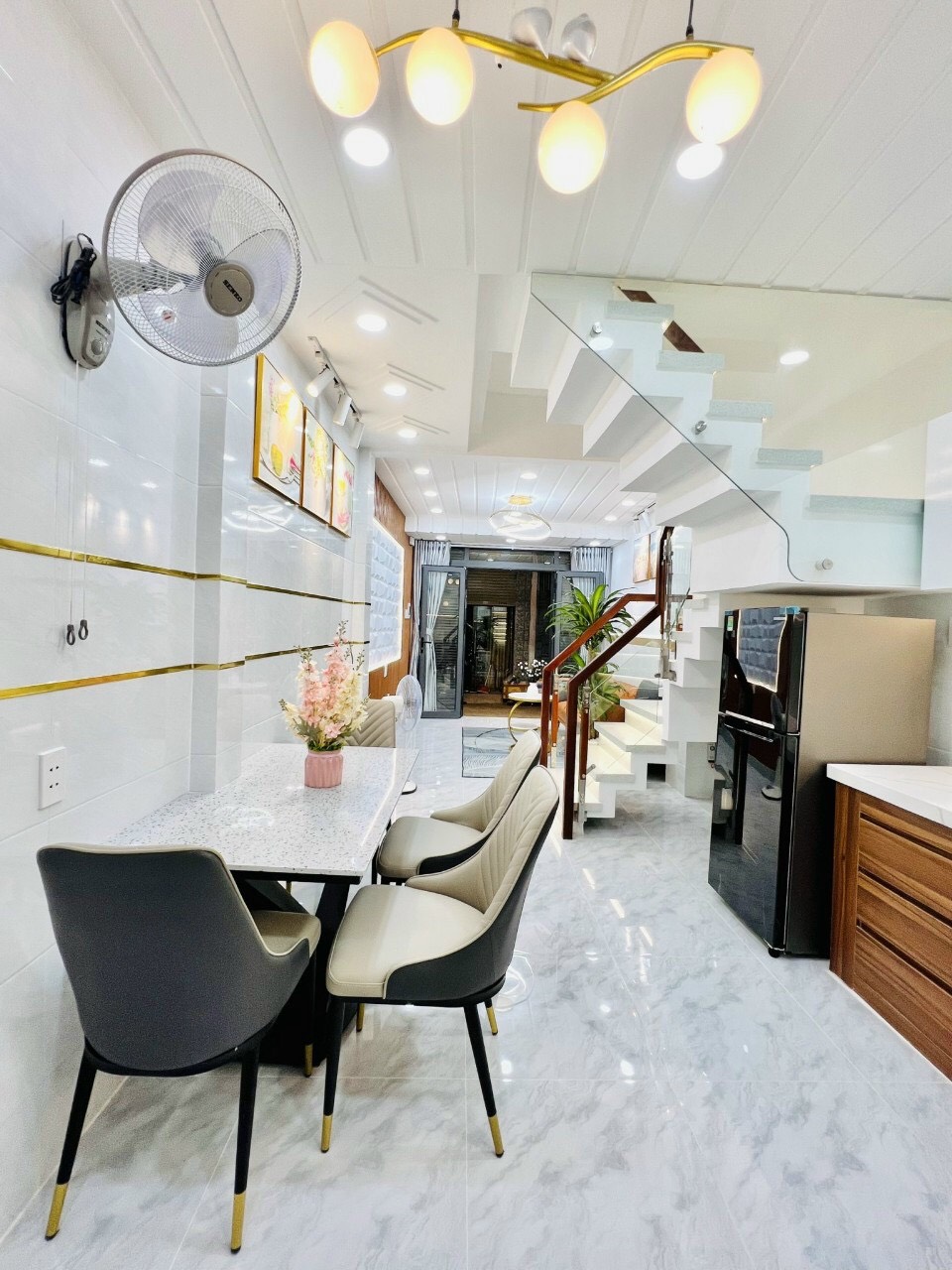 Nhà đẹp, Nguyễn Thượng Hiền, 3.3 x 10m, 1 lầu, 3.6 tỷ, Bình Thạnh