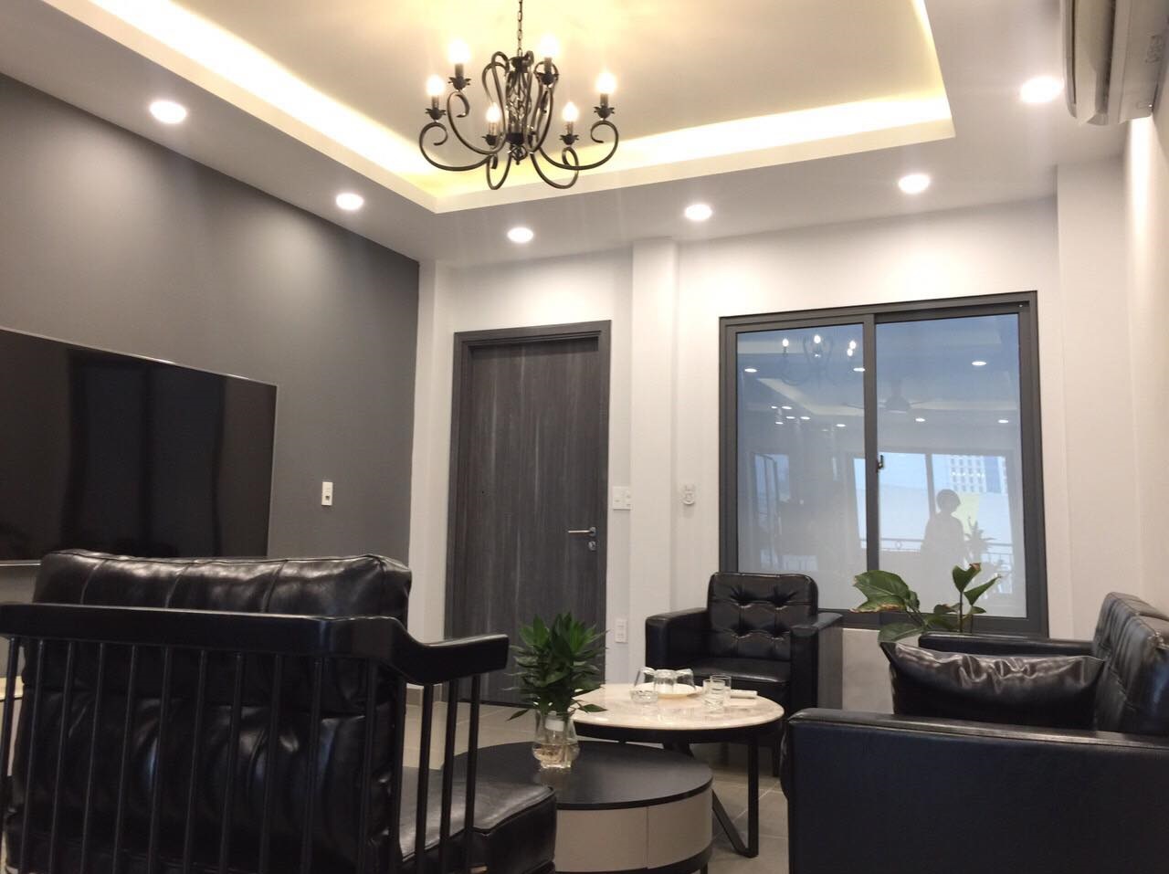 Căn hộ 10 Phòng, dòng tiền trên 100triệu/t Xuân Diệu 83m x 7 tầng, giá 19 tỷ