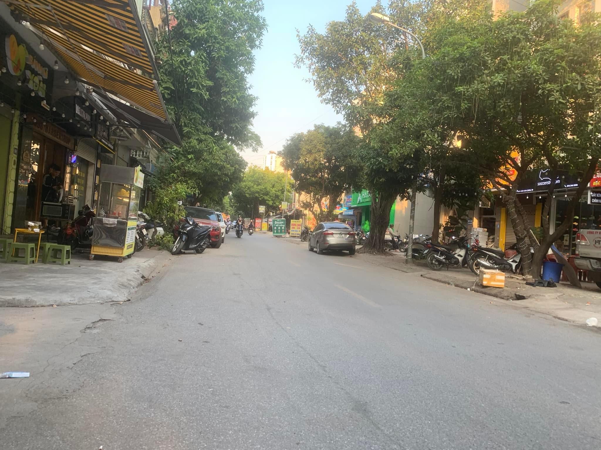 Bán Nhà Mặt Phố Lê Lai Hà Đông. Cực Hiếm Nhà Bán. 70m2, MT 6.1m. Thông Số Đẹp. Vỉa Hè Bao La