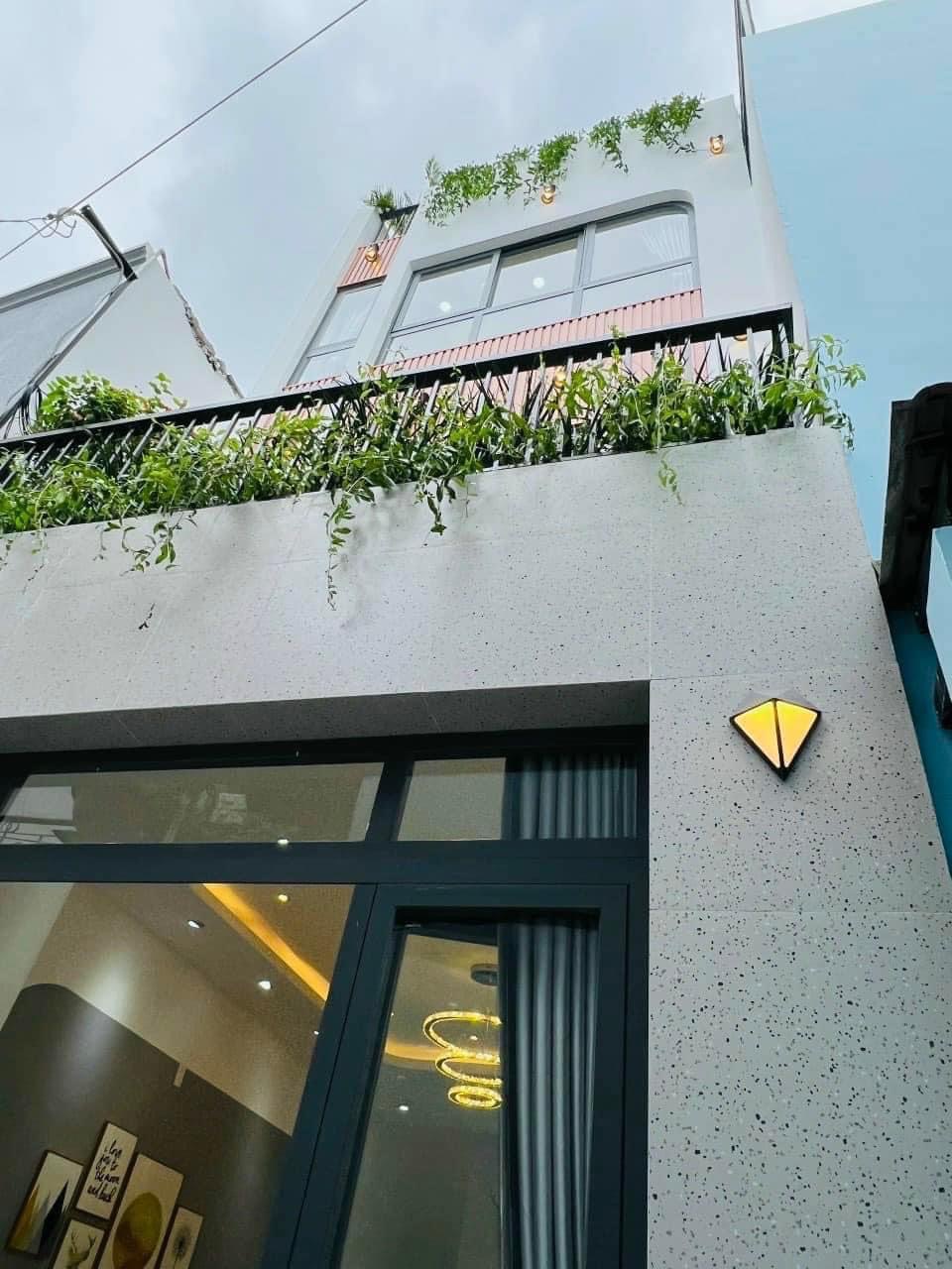 Bán nhà phố siêu phẩm xinh đẹp đường số 8 phường 11 Gò vấp