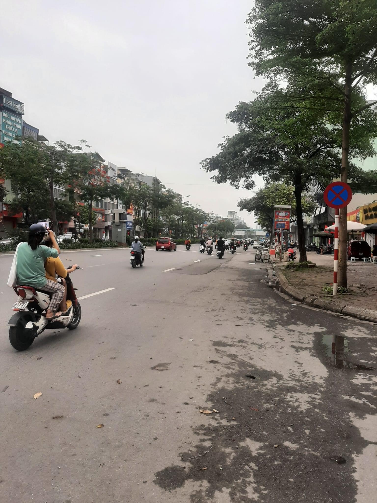 BÁN NHÀ MẶT PHỐ XÃ ĐÀN 30m 3 tầng 16,5 Tỷ NHÀ LÔ GÓC HAI MẶT THOÁNG KINH DOANH BẤT CHẤP MỌI MẶT HÀNG