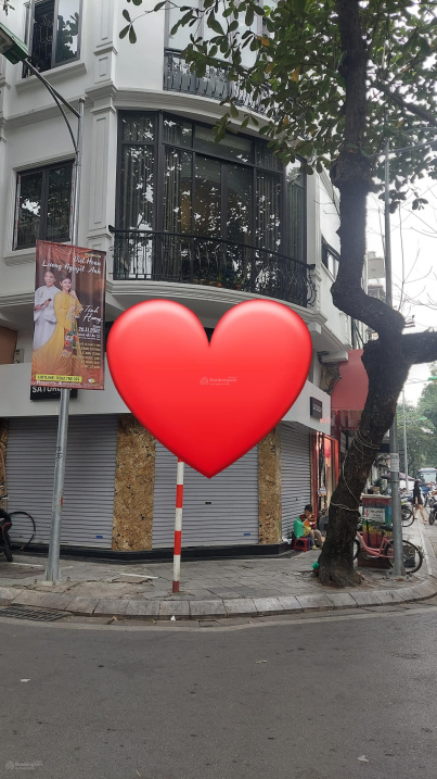 BÁN NHÀ MẶT PHỐ CỬA NAM, LÔ GÓC, VỈA HÈ, NHÀ CHỦ TỰ XÂY TÂM HUYẾT, 120M, 5TG, 27.5 TỶ