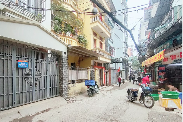 BAN-NHA-NGO-267-HOANG-HOA-THAM-2