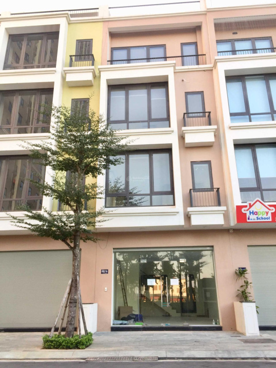 Bán LK IEC Tứ Hiệp S: 57m2 - 5 tầng vị trí bể bơi, hướng TTM, 9x tỷ đã có phí sang tên sổ hồng