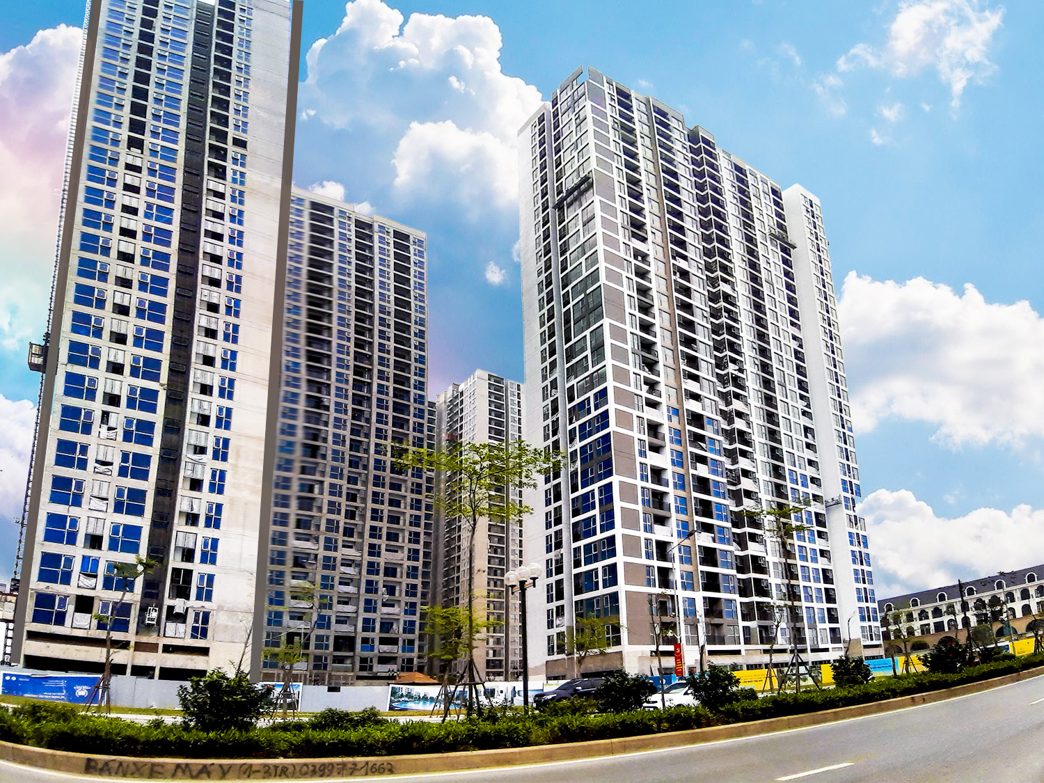 Chung cư Hanhome Blue Star Trâu Quỳ Gia Lâm, căn view hồ điều hòa, tầng trung.