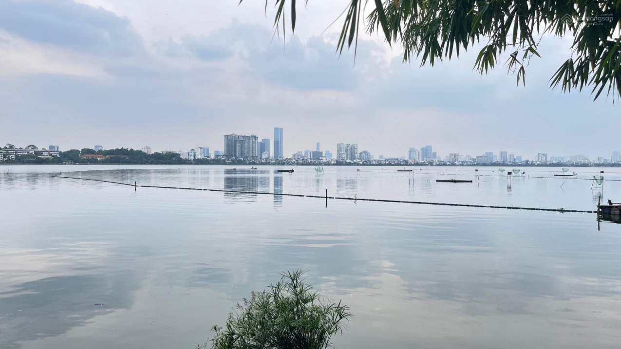 Bán đất 250m2 - MT 6.5m - Mặt phố Yên Hoa - Mặt Hồ Tây - P. Yên Phụ - Q. Tây Hồ - TP. Hà Nội