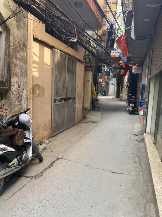 Bán nhà Hoàng Mai, thông thoáng DT: 56m2 giá 4,5 tỷ