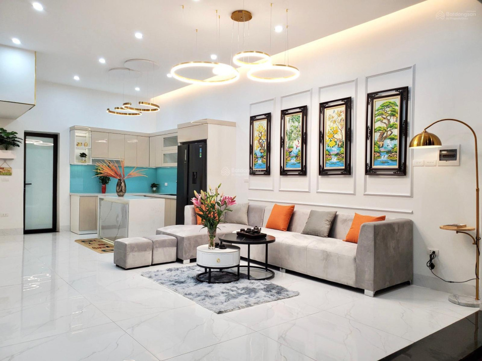 Bán nhà Ngô Thì Nhậm, Hà Đông, tặng toàn bộ nội thất, kinh doanh sầm uất, vị trí đẹp nhất phố