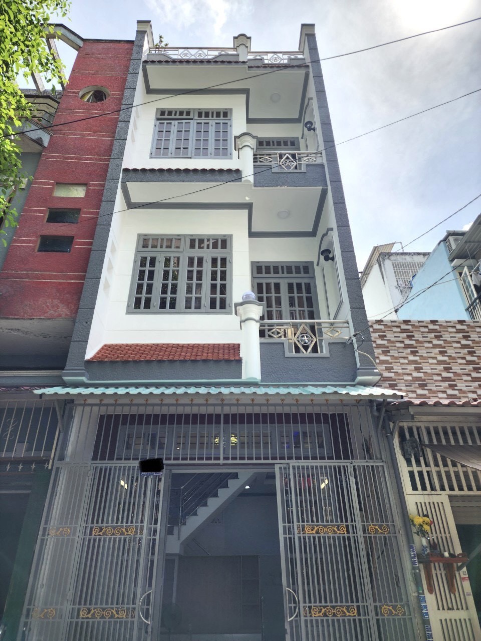 Bán nhà Lê Văn Phan, Quận Tân Phú, 44m2(4x11), 4 TẦNG, HẺM 7M, CÓ VỈA HÈ