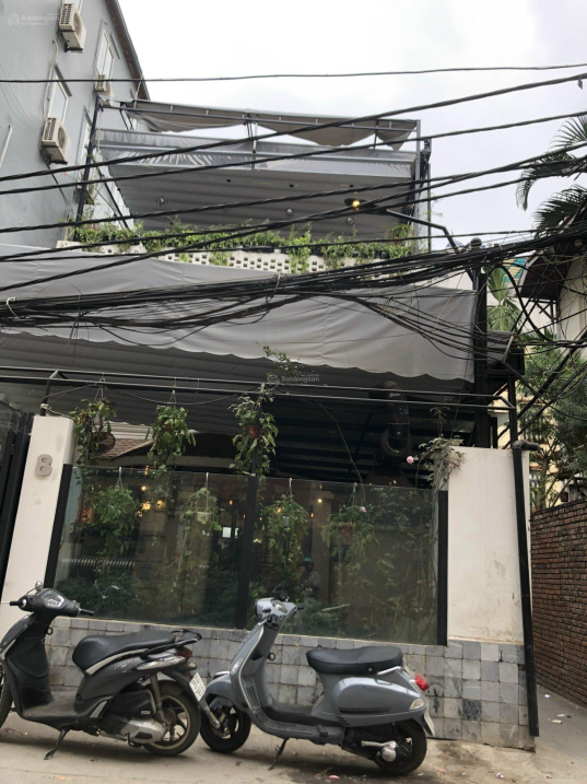 Bán nhà mặt phố Sơn Tây, Kim Mã, bán nhà quận Ba Đình. DT 150m2, MT 11m tiện làm văn phòng, KD