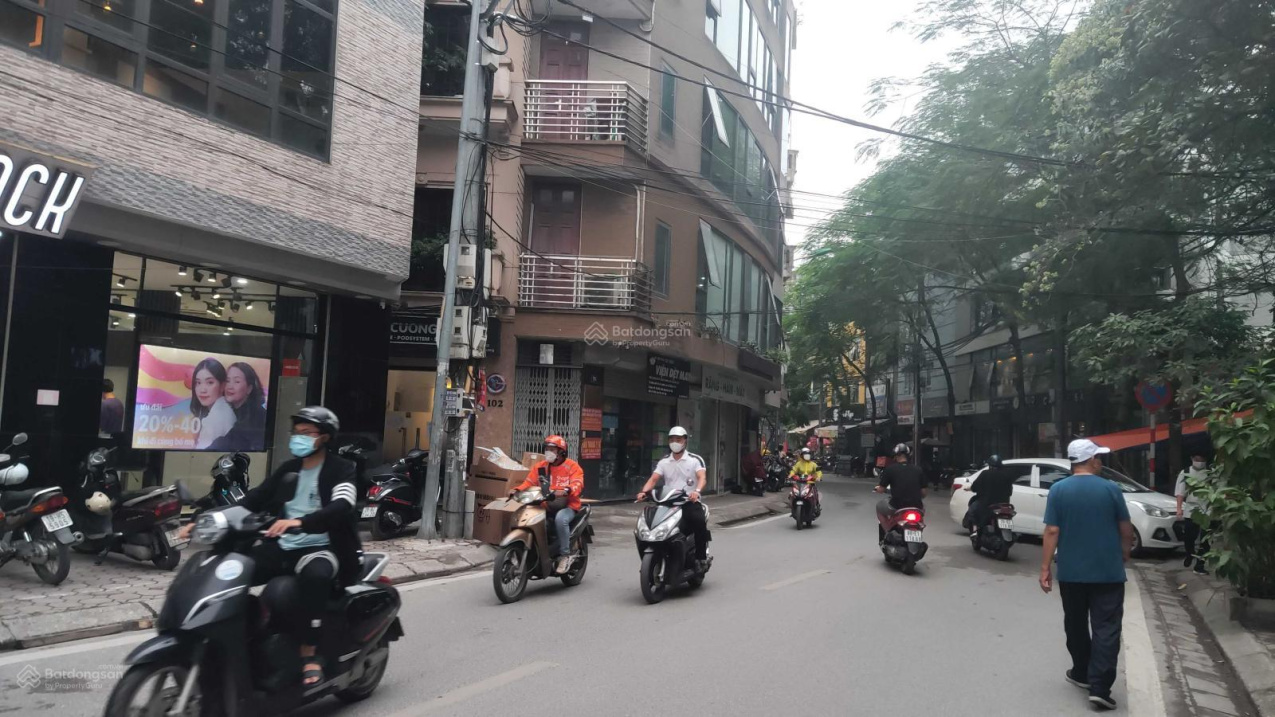 Bán nhà mặt phố Tam Khương Đống Đa 66m2 rộng 7,6m 19,67 Tỷ