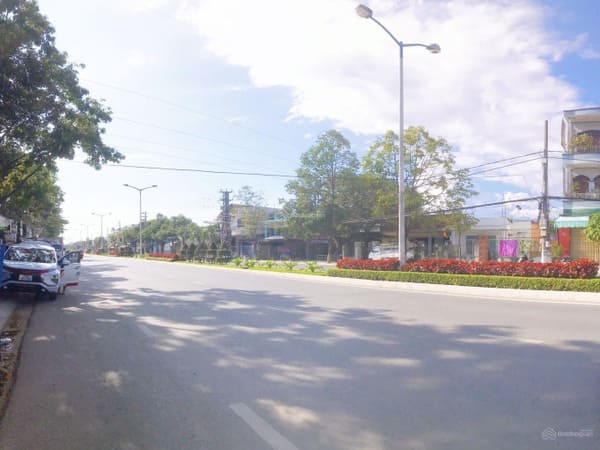 Ban-nha-mat-tien-23-10-Nha-Trang-1-1