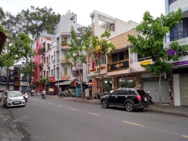 Ban-nha-mat-tien-Tran-Quang-Khai-Nha-Trang