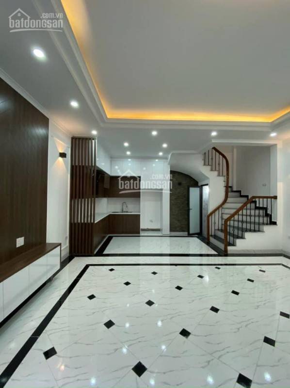 Bán nhà ngay đầu ngõ 508 đường Láng giá 6 tỷ, 55mx4T, ở được luôn