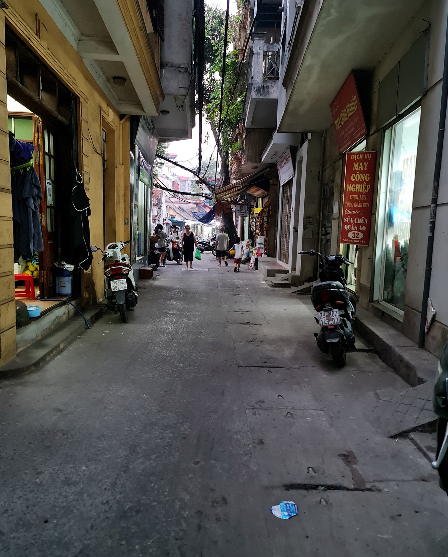 Bán nhà ngõ 639 Đường Hoàng Hoa thám, Ba đình, ngõ 3m, KINH DOANH, 52m2 MT rộng 5.5 tỷ