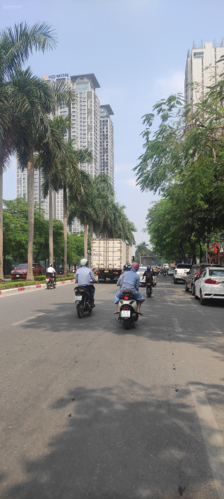 Bán toà CHDV Lê Đức Thọ cách phố 50m. 90m2x6T 22 phòng hiện đại doanh thu 110triệu/tháng giá 13 tỷ