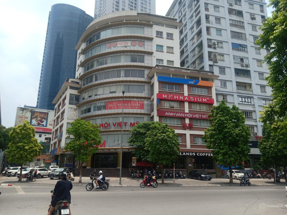 Bán tòa nhà mặt phố Cầu Giấy 12 tầng, 280m2 lô góc mặt tiền 28m, LH 0393 447 666