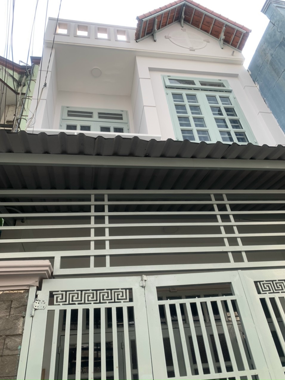 Cần bán căn nhà ở quận 12 ( đang cho thuê 7tr/tháng) giá : 4 ty100 Thương lượng 1/ lâm thị hố vị trí đẹp