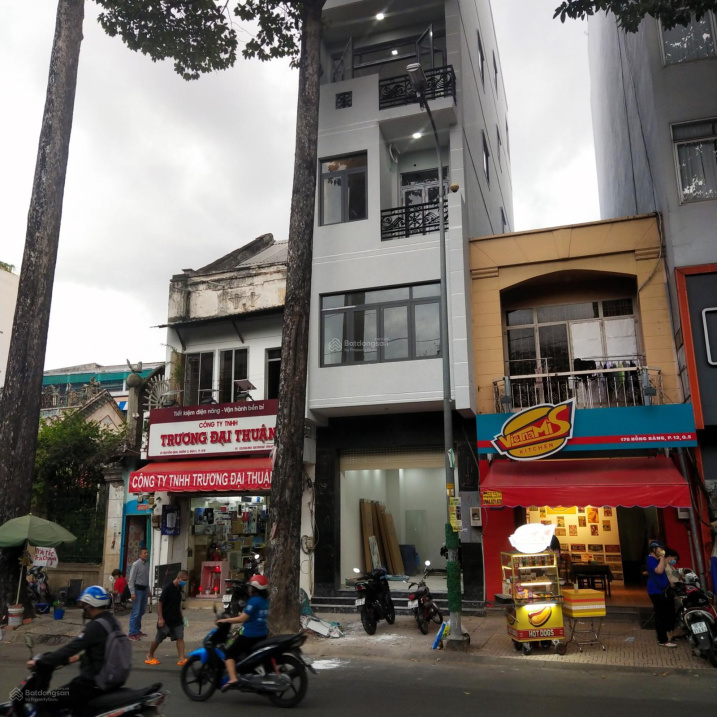 Chính chủ bán tòa nhà 180 Hồng Bàng, Phường 12, Quận 5
