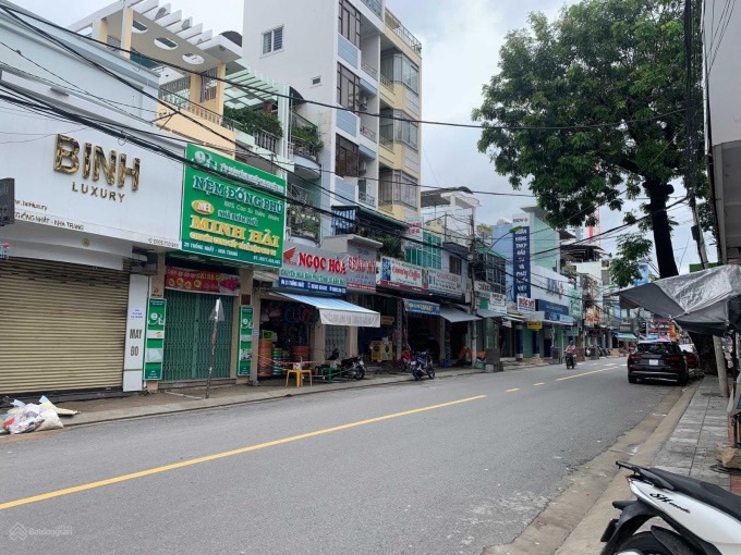 Cho thuê nhà mặt tiền đường Nguyễn Thiện Thuật