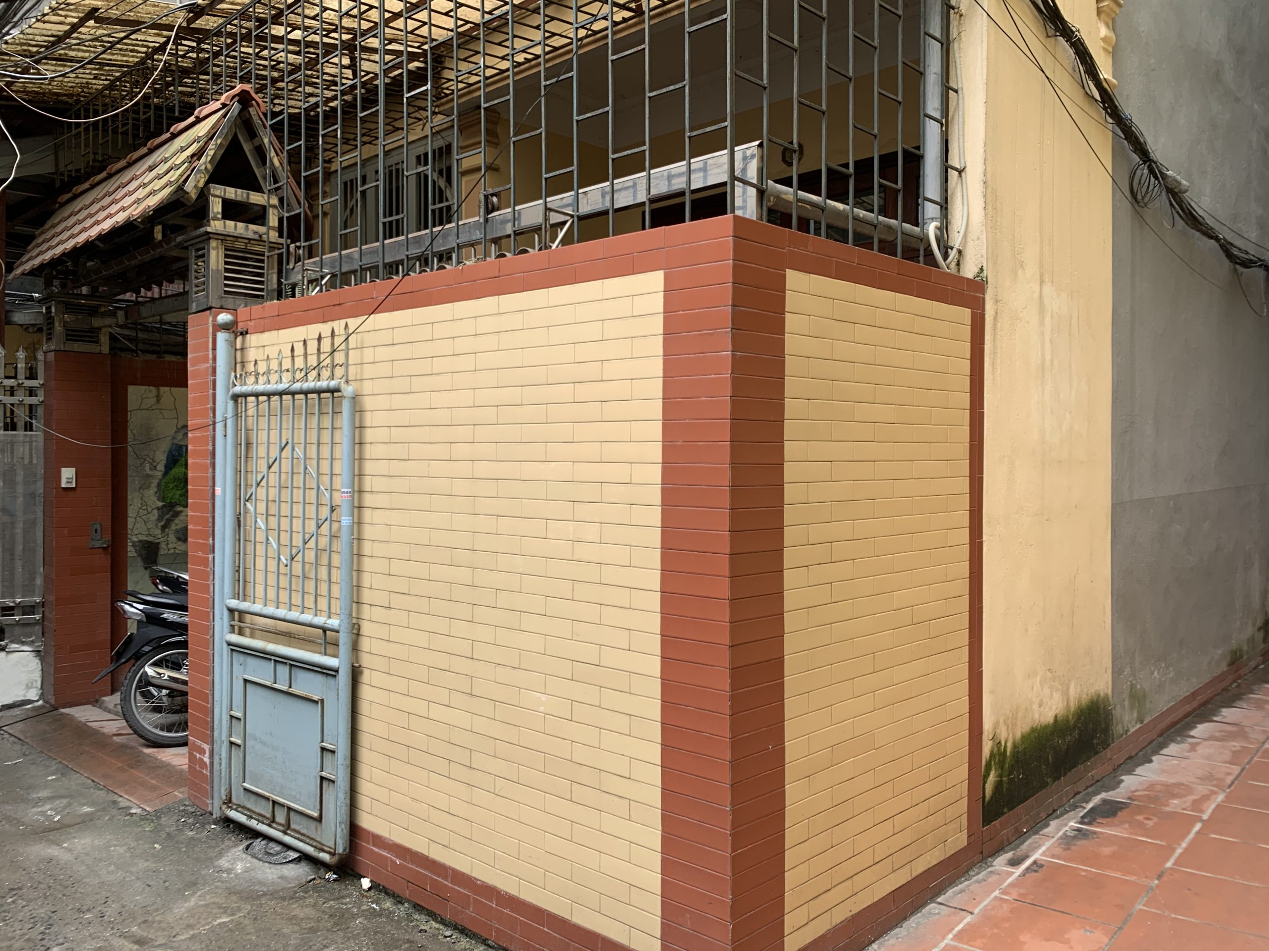 Bán nhà trần cung, cổ nhuế, bắc từ liêm. 65m, 3 tầng 1 tum, mt 5.4m, giá 6.1 tỉ. 3 mặt thoáng. Ngõ thông