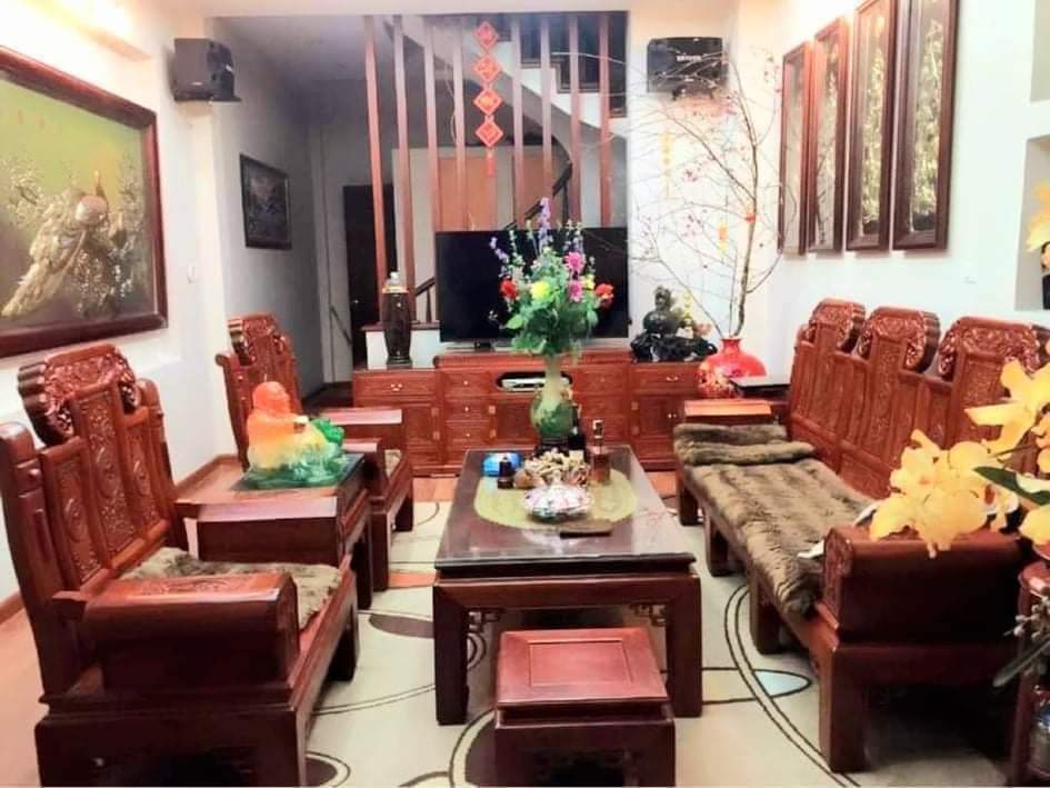 BÁN NHÀ, DÂN XÂY, NHỈNH 3 TY, PHỐ Ô CÁCH, S- 43M2, ĐỦ CÔNG NĂNG