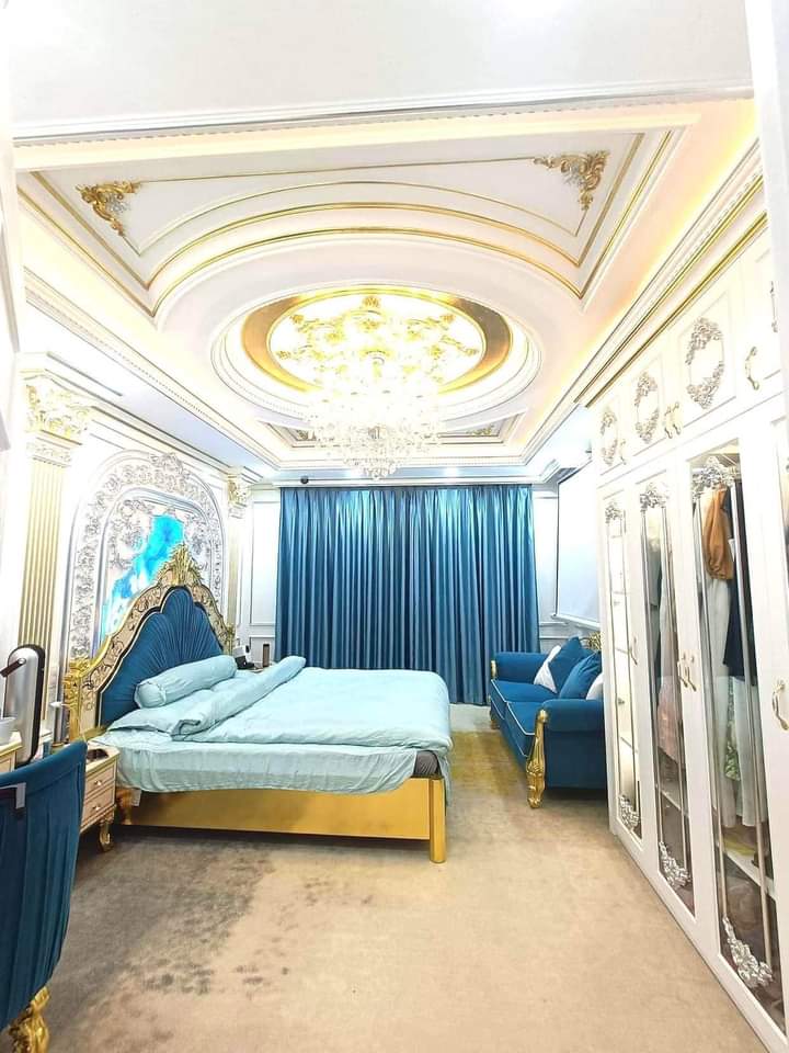 Bán nhà phân lô vỉa hè phố Hoàng Cầu - Trần Quang Diệu, 7 tầng thang máy, ô tô tránh, kinh doanh bất chấp. Giá