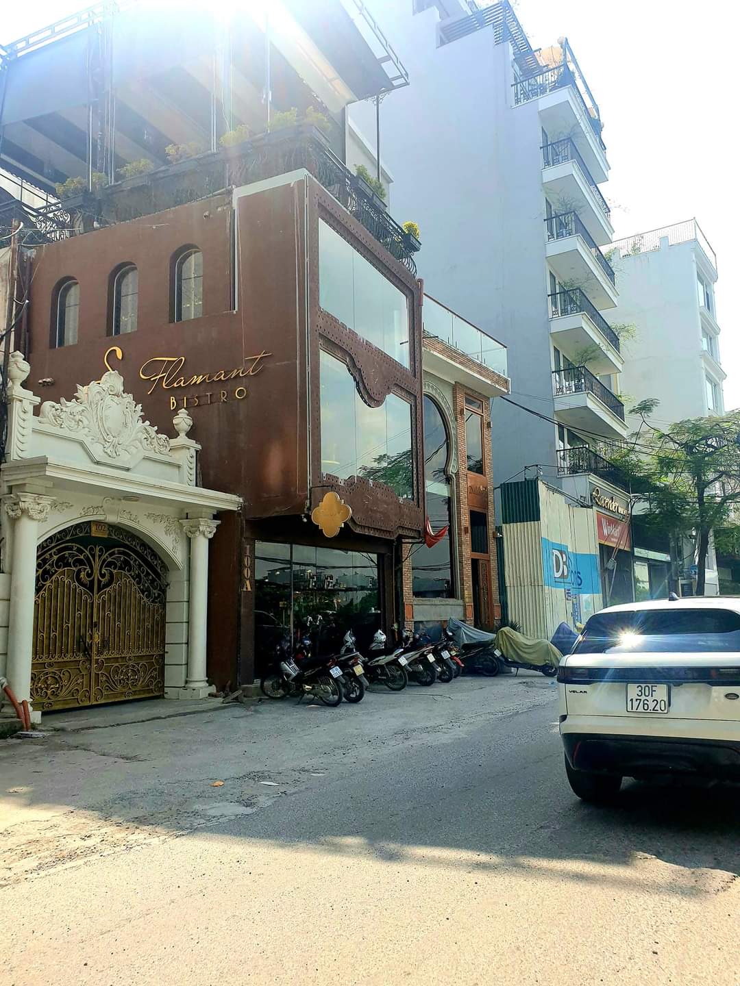 MP LÒ ĐÚC - VỈA HÈ RỘNG - 5 TẦNG - THANG MÁY.