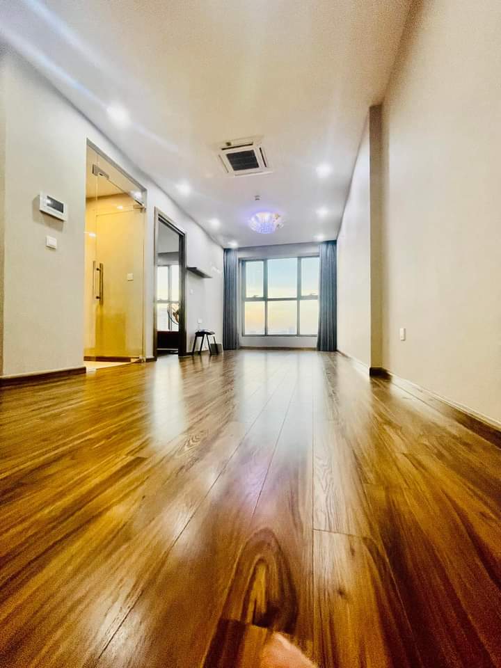 Bán căn CC mặt đường Lê Văn Lương, Thanh Xuân, DT 67m Giá 3,3 Tỷ