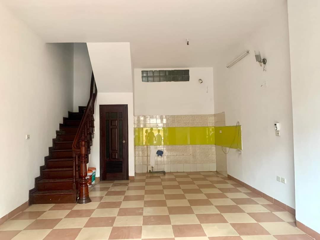 SIÊU PHẨM HOÀNG VĂN THÁI PHÂN LÔ - Ô TÔ TRÁNH - MẶT TIỀN 5M - GARA