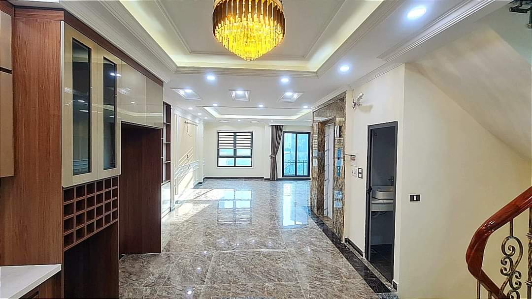 MẶT PHỐ TRUNG TÂM CẦU GIẤY, NHÀ MỚI, 7 TẦNG THANG MÁY, KINH DOANH VÔ ĐỐI