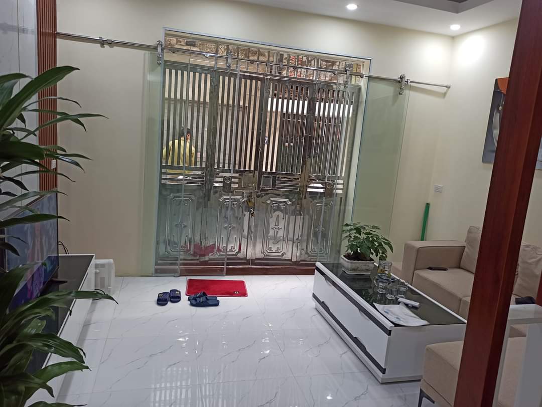 Thanh xuân Là Tìm Được Chân Ái Đời Mình, Nguyễn Xiển DT55m, 13 Phòng Ngủ, Thang Máy, Giá 11 tỷ