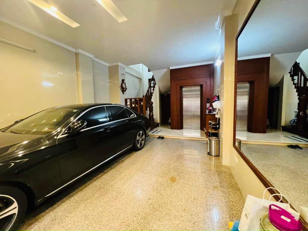 CẦN BÁN NHÀ MỚI ĐỘI CẤN - BA ĐÌNH- GARA- 7 TẦNG THANG MÁY . GIÁ 12.8 TỶ