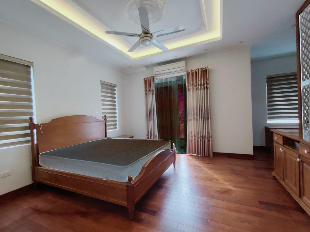 Mặt phố Hồ Tùng Mậu, 60m2x 5 tầng, mặt tiền 4.6m, nhỉnh 21 tỷ