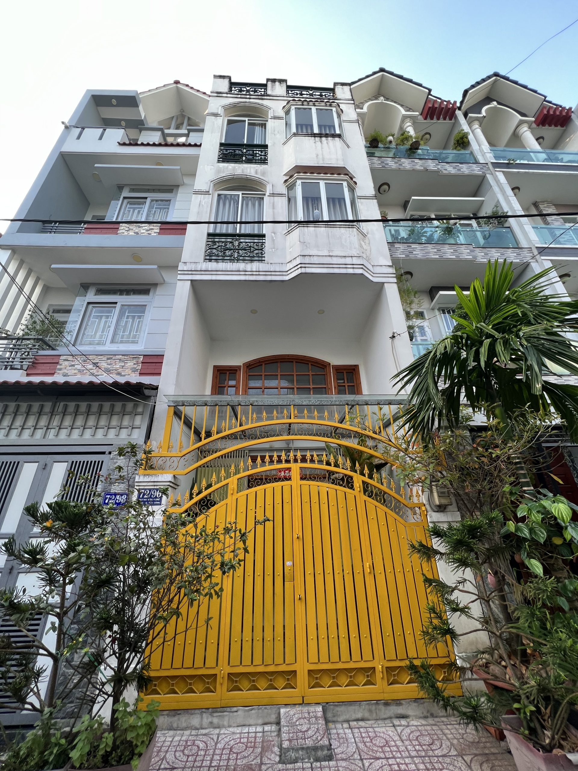 CHỈ 8 TỈ CÓ NGAY NHÀ, HẺM Ô TÔ, 56M2, 5 TẦNG, HOÀNG BẬT ĐẠT, TÂN BÌNH