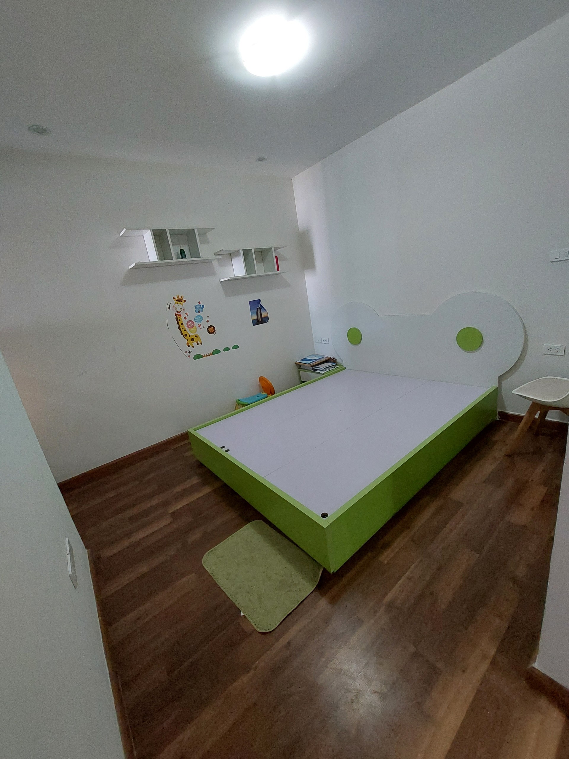 Siêu rẻ, bán căn hộ chung cư cao cấp Goldmark City.