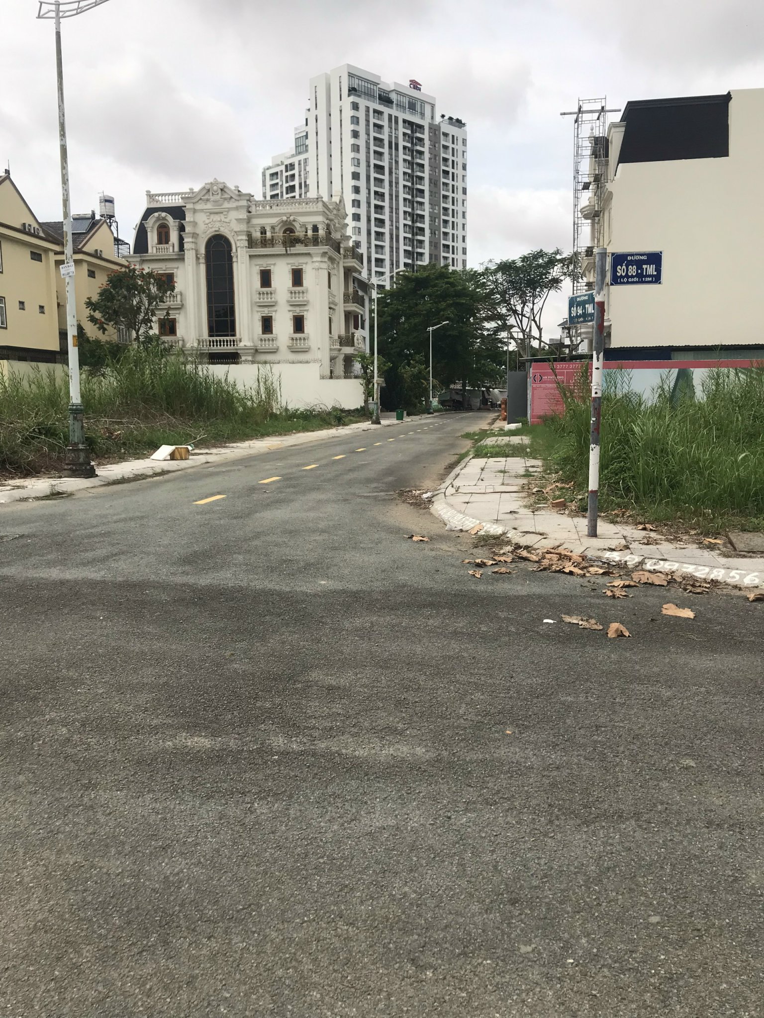 Thanh lý nền đất thổ cư giá chỉ từ 2tỷ590/90m2, Đường Phạm Văn Đồng, Hiệp Bình Chánh, TP. Thủ Đức.