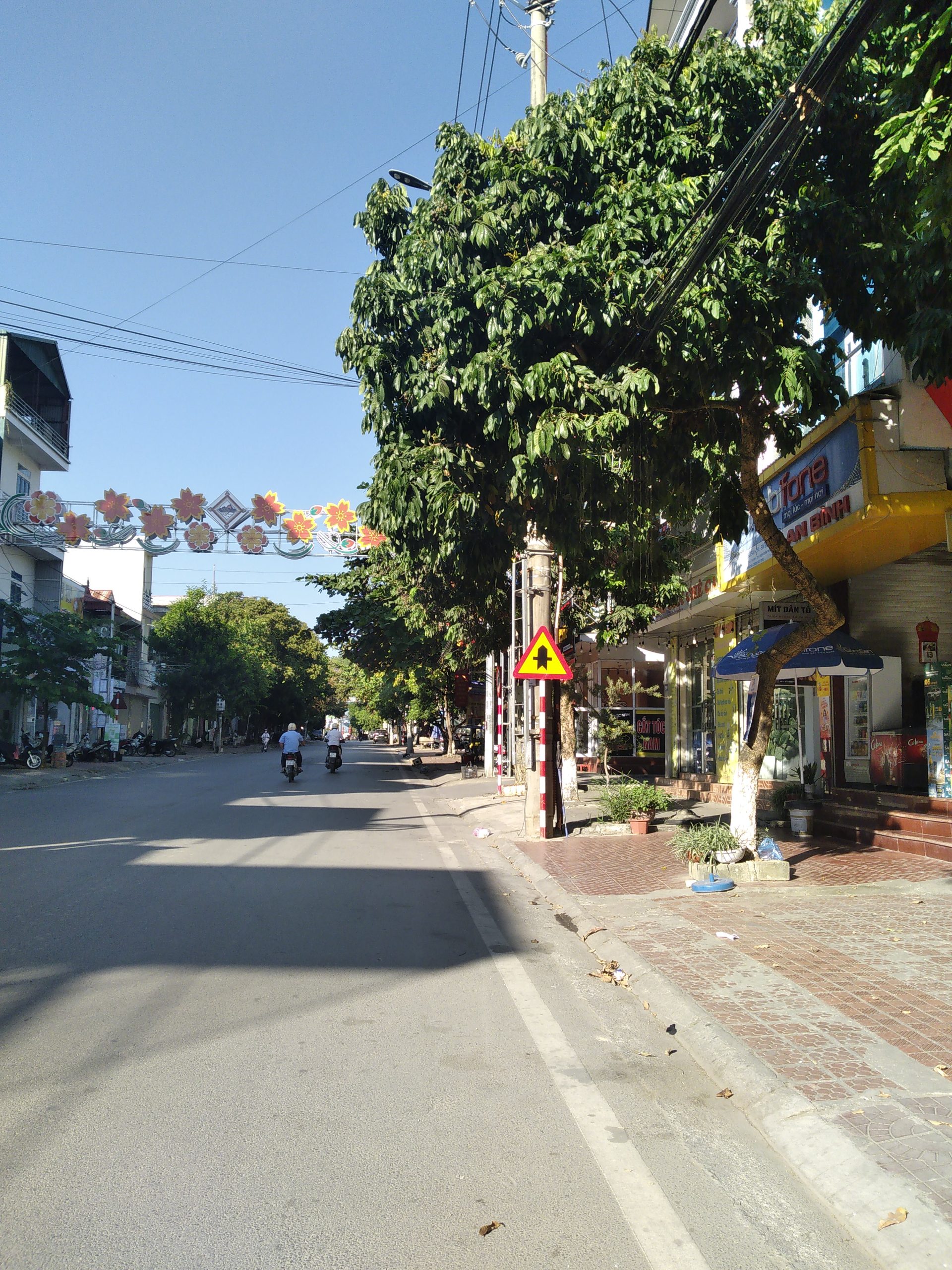 Bán nhà mặt đường Võ Nguyên Giáp, tổ 9 phường Tân Thanh