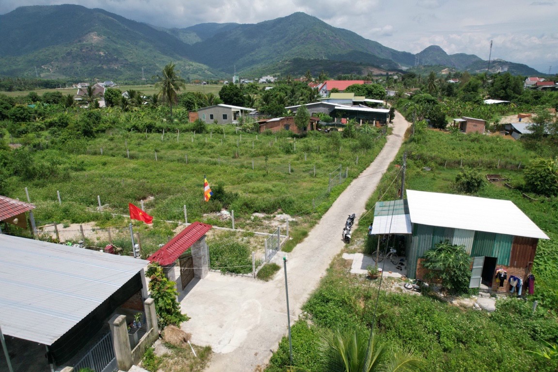 Hot hot hot. Chủ cần sang nhượng gấp Đất nền Khánh Hòa