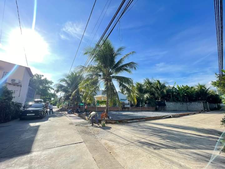 Nhà phố triệu đô. Nhà mặt phố khánh hòa. Cần bán lô Vĩnh Trung bao ngập lụt