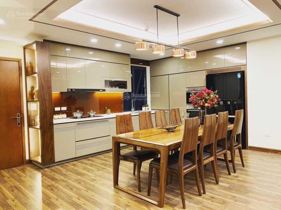 Bán nhà Nguyễn Văn Cừ, Long Biên 57m2 x 5 tầng x 4.55 tỷ, ngõ nông nhà thoáng đẹp