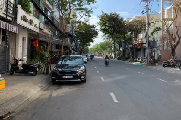 Mua-ban-nha-Nguyen-Chi-Thanh-Da-Nang-1