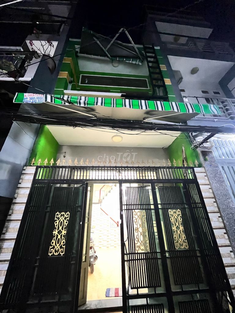 Cần bán Nhà hẻm rộng, 2 phòng ngủ, Âu Dương Lân, Quận 8,TP HCM