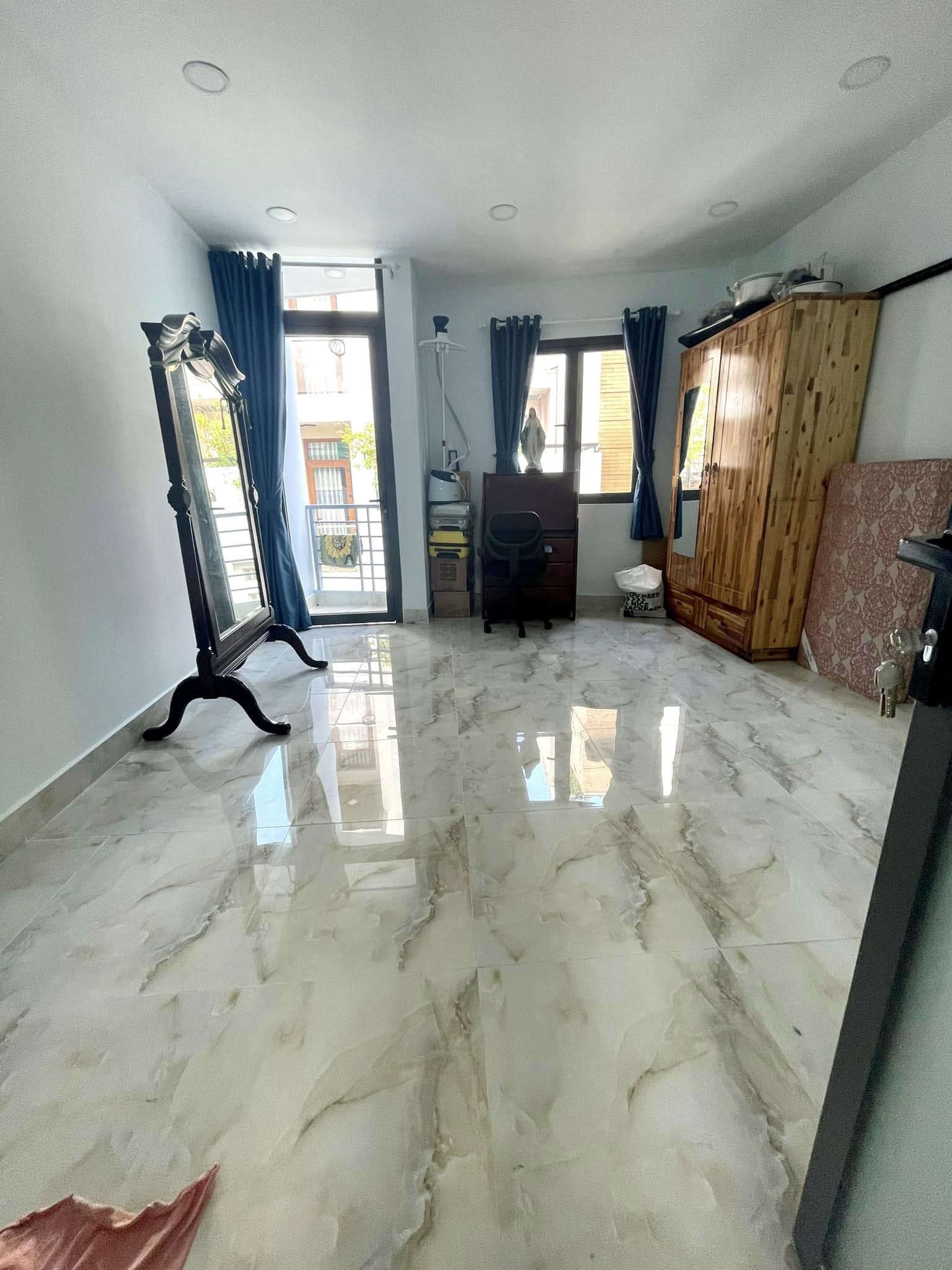 Nhà Trần Xuân Soạn, Quận 7,DT 42 m2, 2 PN, giá chỉ hơn 4 tỷ