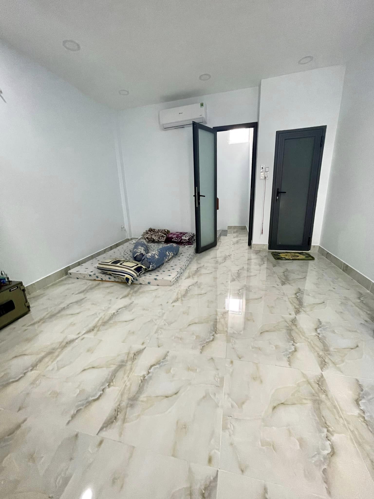 Nhà sát LOTTE Quận 7,DT 48 m2, 4 PN, giá chỉ nhỉnh 5 tỷ