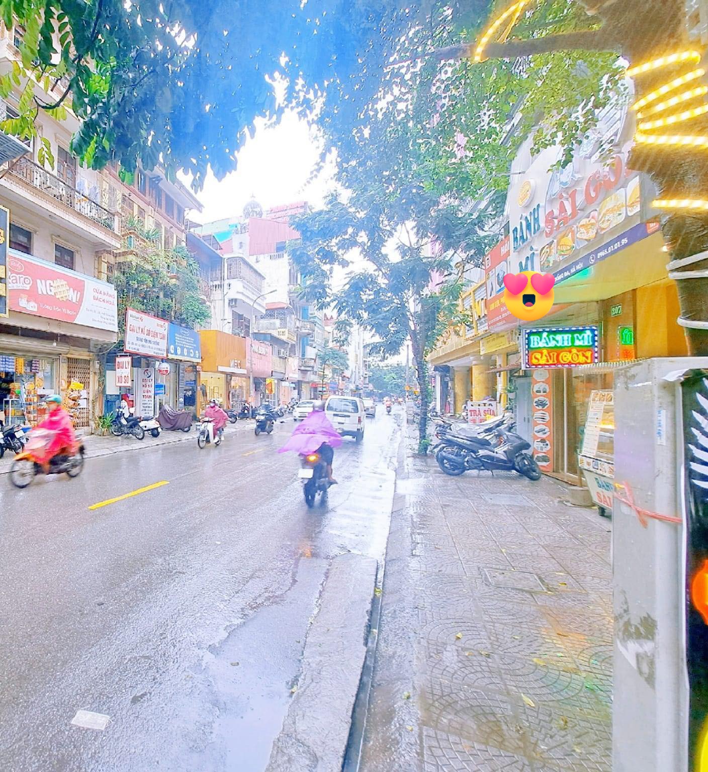 Bán nhà Mặt Phố Nguyễn Văn Tuyết – 6 tầng – Mặt tiền 4m – Tặng nội thất – 17.6 tỷ.